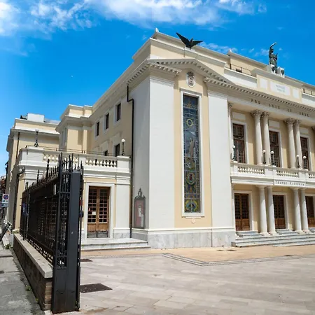 アパート Orange By Interhome オルトーナ